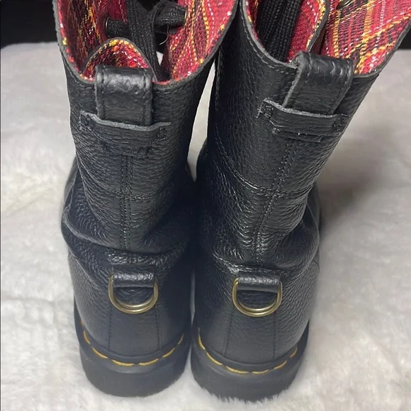 Dr Martens- Black Leather Militia Combat Boots -18 hole - Picture 9 of 14